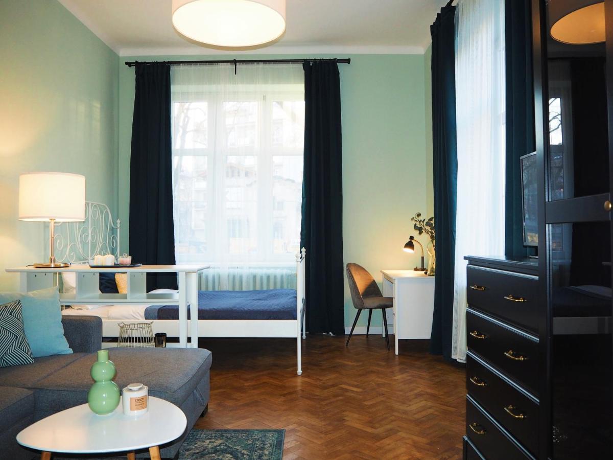 Wawelove Kossak Apt 1 Min To Royal Wawel Castle! Free Parking Apartman Krakkó Kültér fotó