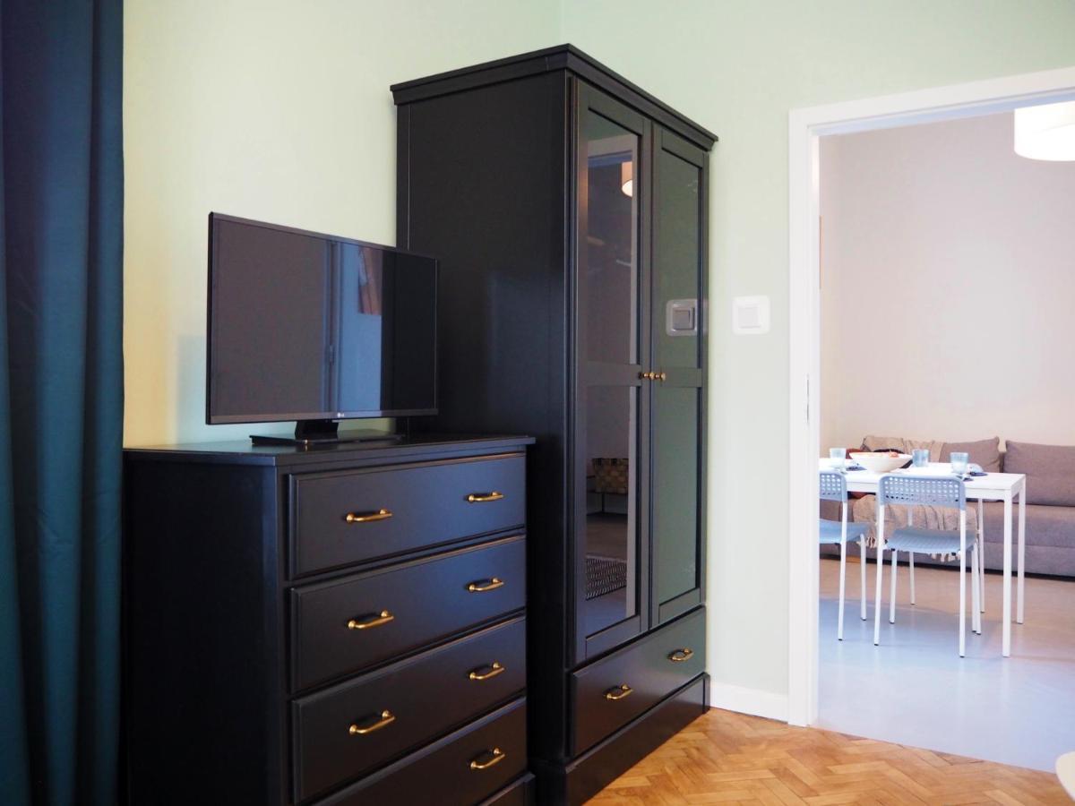 Wawelove Kossak Apt 1 Min To Royal Wawel Castle! Free Parking Apartman Krakkó Kültér fotó